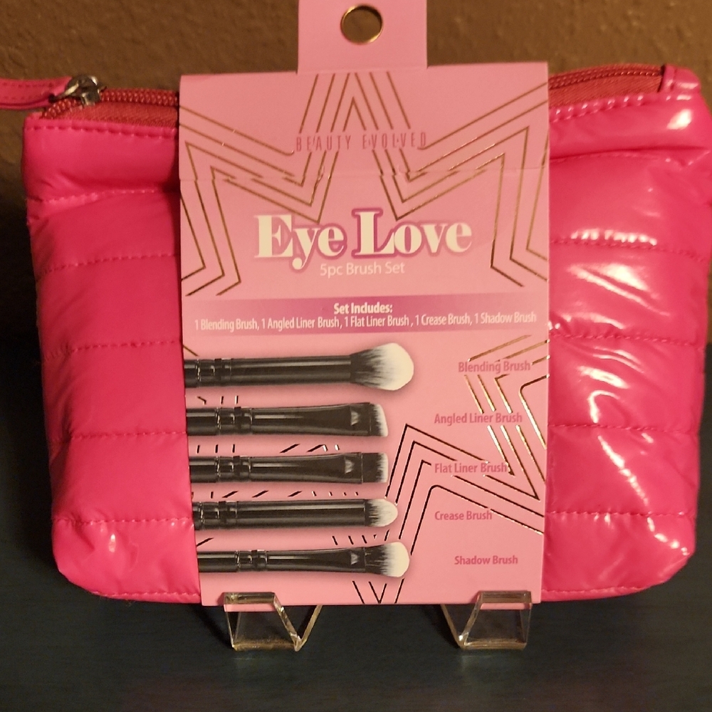 Eye Love Brush Set with Quilted Cosmetic Bag